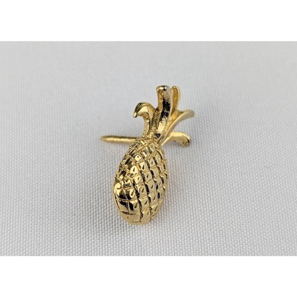 Small Gold Pineapple Lapel Pin | Golden Pineapple Good Luck Housewarming Gift - Picture 2 of 5